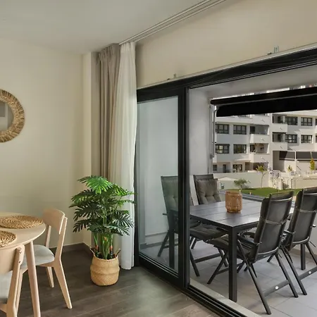Apartmán Modern 2bed With Pool & Terrace