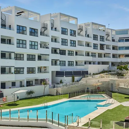 Modern 2bed With Pool & Terrace *