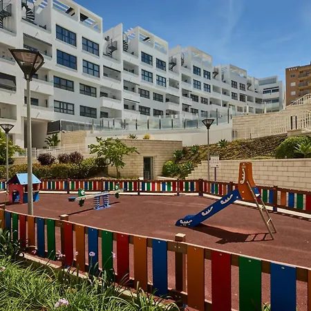 Apartmán Modern 2bed With Pool & Terrace *